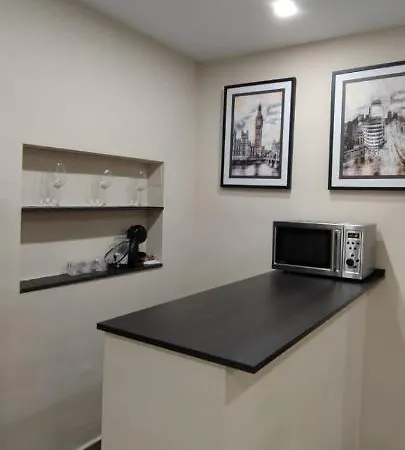 Appartement Montequinto 50m En Semisotano Dos Hermanas